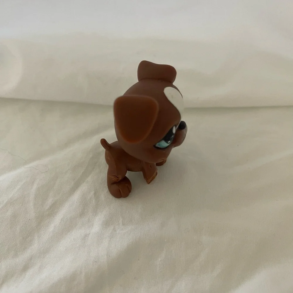 Littlest Pet Shop LPS Boxer Dog #83 Brown White Blue Eyes Loose Figure